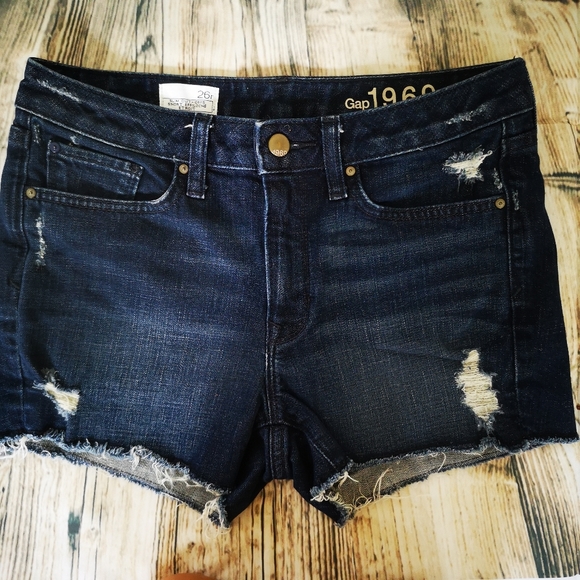 Gap Jean Shorts; Slim Cut Offs - Picture 1 of 5